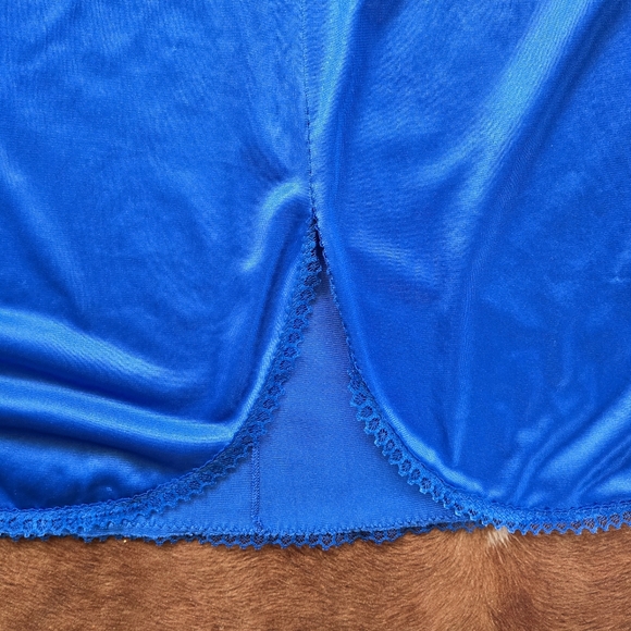 Vintage Electric Blue Satin Slip Chemise - Picture 6 of 7
